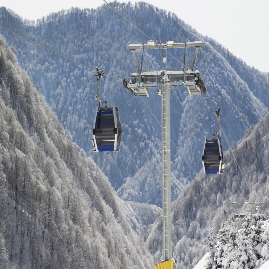 Ultimate Guide: All You Need to Know About the Ultimate Tufandagh Cable Car!